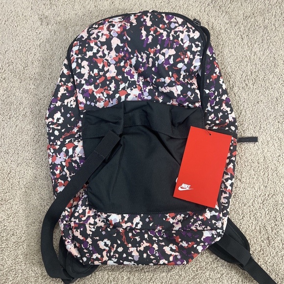 Nike Backpack Heritage 2.0 Printed School Gym Travel Bag - Picture 4 of 4